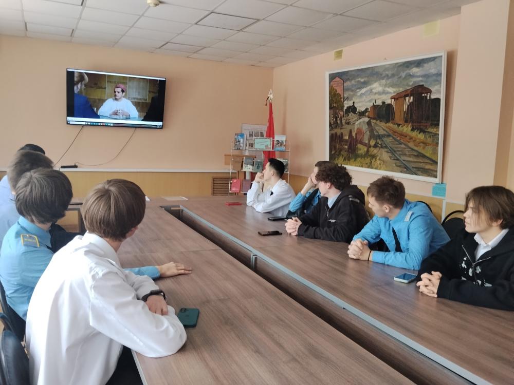 Тренинговое занятие «Может только человек»